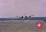 Standbild Flugdeck Operationen Pazifik, 1944, aus Sekunde 32 historischem Filmmaterial Videoclip 65675071280
