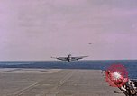 Standbild Flugdeck Operationen Pazifik, 1944, aus Sekunde 36 historischem Filmmaterial Videoclip 65675071280