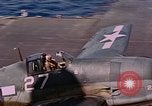 Standbild US Navy Squadron VF-16 an Bord der USS Lexington (CV-16) Pazifik, 1944, aus Sekunde 12 historischem Filmmaterial Videoclip 65675071281