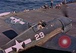 Standbild US Navy Squadron VF-16 an Bord der USS Lexington (CV-16) Pazifik, 1944, aus Sekunde 24 historischem Filmmaterial Videoclip 65675071281