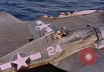 Standbild US Navy Squadron VF-16 an Bord der USS Lexington (CV-16) Pazifik, 1944, aus Sekunde 31 historischem Filmmaterial Videoclip 65675071281