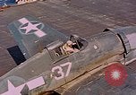Standbild US Navy Squadron VF-16 an Bord der USS Lexington (CV-16) Pazifik, 1944, aus Sekunde 43 historischem Filmmaterial Videoclip 65675071281