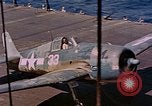 Standbild US Navy Squadron VF-16 an Bord der USS Lexington (CV-16) Pazifik, 1944, aus Sekunde 45 historischem Filmmaterial Videoclip 65675071281