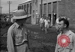 Standbild japanische Kriegsgefangene Mukden Mandschurei, 1945, aus Sekunde 25 historischem Filmmaterial Videoclip 65675071283