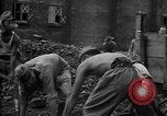 Standbild japanische Kriegsgefangene Mukden Mandschurei, 1945, aus Sekunde 37 historischem Filmmaterial Videoclip 65675071283