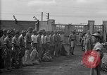 Standbild japanische Kriegsgefangene Mukden Mandschurei, 1945, aus Sekunde 48 historischem Filmmaterial Videoclip 65675071283