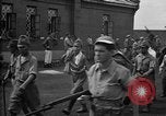 Standbild japanische Kriegsgefangene Mukden Mandschurei, 1945, aus Sekunde 52 historischem Filmmaterial Videoclip 65675071283