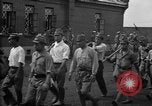Standbild japanische Kriegsgefangene Mukden Mandschurei, 1945, aus Sekunde 54 historischem Filmmaterial Videoclip 65675071283