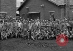 Standbild Kriegsgefangenen Mukden Mandschurei, 1945, aus Sekunde 30 historischem Filmmaterial Videoclip 65675071284