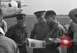 Standbild amerikanischen Kriegsgefangenen Mukden Mandschurei, 1945, aus Sekunde 7 historischem Filmmaterial Videoclip 65675071285