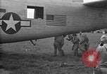 Standbild amerikanischen Kriegsgefangenen Mukden Mandschurei, 1945, aus Sekunde 24 historischem Filmmaterial Videoclip 65675071285