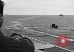 Image USS Shangri-La Océan Pacifique, 1956, de la seconde 18 séquences d'archives historiques vidéo 65675071286
