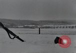 Standbild 101st Airborne Division Bastogne Belgien, 1945, aus Sekunde 3 historischem Filmmaterial Videoclip 65675071304