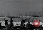 Standbild 101st Airborne Division Bastogne Belgien, 1945, aus Sekunde 6 historischem Filmmaterial Videoclip 65675071304