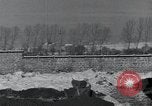 Standbild 101st Airborne Division Bastogne Belgien, 1945, aus Sekunde 12 historischem Filmmaterial Videoclip 65675071304