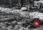 Standbild 101st Airborne Division Bastogne Belgien, 1945, aus Sekunde 20 historischem Filmmaterial Videoclip 65675071304