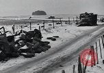 Standbild 101st Airborne Division Bastogne Belgien, 1945, aus Sekunde 27 historischem Filmmaterial Videoclip 65675071304