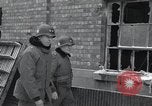 Standbild 101st Airborne Division Bastogne Belgien, 1945, aus Sekunde 50 historischem Filmmaterial Videoclip 65675071304