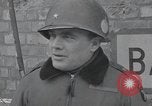 Standbild 101st Airborne Division Bastogne Belgien, 1945, aus Sekunde 60 historischem Filmmaterial Videoclip 65675071304