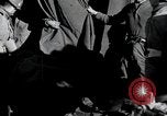 Image Les travailleurs de la Croix-Rouge Bastogne Belgique, 1945, de la seconde 8 séquences d'archives historiques vidéo 65675071306
