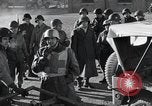 Image Les travailleurs de la Croix-Rouge Bastogne Belgique, 1945, de la seconde 13 séquences d'archives historiques vidéo 65675071306