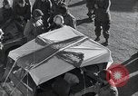 Image Les travailleurs de la Croix-Rouge Bastogne Belgique, 1945, de la seconde 20 séquences d'archives historiques vidéo 65675071306