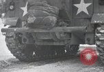 Standbild 101st Airborne Division Bastogne Belgien, 1945, aus Sekunde 9 historischem Filmmaterial Videoclip 65675071307