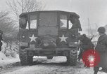 Standbild 101st Airborne Division Bastogne Belgien, 1945, aus Sekunde 15 historischem Filmmaterial Videoclip 65675071307