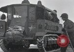 Standbild 101st Airborne Division Bastogne Belgien, 1945, aus Sekunde 32 historischem Filmmaterial Videoclip 65675071307