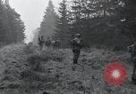 Immagine di Stati Uniti 1° Divisione Belgio, 1944, secondo 30 filmato di repertorio 65675071309