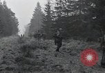 Immagine di Stati Uniti 1° Divisione Belgio, 1944, secondo 32 filmato di repertorio 65675071309