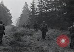 Immagine di Stati Uniti 1° Divisione Belgio, 1944, secondo 38 filmato di repertorio 65675071309
