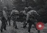 Immagine di Stati Uniti 1° Divisione Belgio, 1944, secondo 41 filmato di repertorio 65675071309