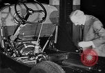 Standbild Ford automobile Anlagenerweiterung bei Depressionen Dearborn Michigan USA, 1932, aus Sekunde 49 historischem Filmmaterial Videoclip 65675071314