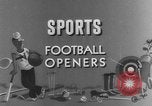 Immagine di American Football match United States USA, 1945, secondo 26 filmato di repertorio 65675071316