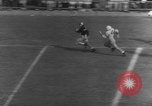 Immagine di American Football match United States USA, 1945, secondo 48 filmato di repertorio 65675071316