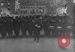Immagine di Lambeth Walk Germania, 1945, secondo 27 filmato di repertorio 65675071317