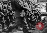 Immagine di Lambeth Walk Germania, 1945, secondo 43 filmato di repertorio 65675071317