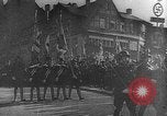 Immagine di Lambeth Walk Germania, 1945, secondo 48 filmato di repertorio 65675071317