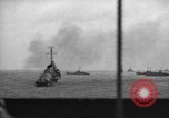 Standbild Iwo Jima Invasion Iwo Jima, 1945, aus Sekunde 13 historischem Filmmaterial Videoclip 65675071335