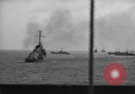 Standbild Iwo Jima Invasion Iwo Jima, 1945, aus Sekunde 16 historischem Filmmaterial Videoclip 65675071335