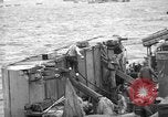 Standbild Iwo Jima Invasion Iwo Jima, 1945, aus Sekunde 1 historischem Filmmaterial Videoclip 65675071338