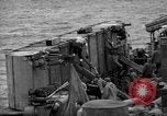 Standbild Iwo Jima Invasion Iwo Jima, 1945, aus Sekunde 10 historischem Filmmaterial Videoclip 65675071338