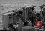 Standbild Iwo Jima Invasion Iwo Jima, 1945, aus Sekunde 12 historischem Filmmaterial Videoclip 65675071338
