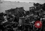 Standbild Iwo Jima Invasion Iwo Jima, 1945, aus Sekunde 13 historischem Filmmaterial Videoclip 65675071338