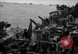 Standbild Iwo Jima Invasion Iwo Jima, 1945, aus Sekunde 14 historischem Filmmaterial Videoclip 65675071338