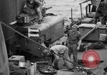 Standbild Iwo Jima Invasion Iwo Jima, 1945, aus Sekunde 42 historischem Filmmaterial Videoclip 65675071338