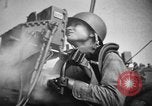 Standbild Praxis feuern Iwo Jima, 1945, aus Sekunde 7 historischem Filmmaterial Videoclip 65675071339