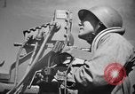 Standbild Praxis feuern Iwo Jima, 1945, aus Sekunde 32 historischem Filmmaterial Videoclip 65675071339