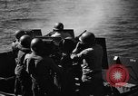 Standbild Praxis feuern Iwo Jima, 1945, aus Sekunde 35 historischem Filmmaterial Videoclip 65675071339